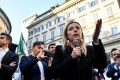 La leader di FDI Meloni: "Berlusconi senatore a vita? Sarebbe giusto nominarlo, ma noi vogliamo abolirli"