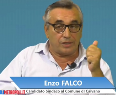 Enzo Falco insulta i cittadini: “sei scemo”, nuova gaffe di un candidato a sindaco insofferente che sente la sconfitta sul collo