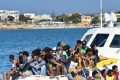 Immigrazione, la denuncia di Salvini: "Lampedusa sotto assedio, raffica di sbarchi in poche ore"