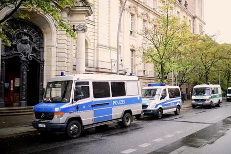 Spari a Berlino nelle vicinanze della sede del Partito socialdemocratico tedesco (Spd): quattro feriti gravi