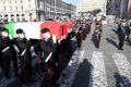 Ai funerali del carabiniere Iacovacci: folla sgomenta e tricolori ovunque
