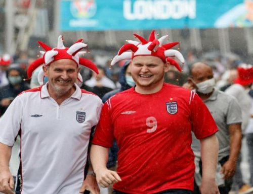La Uefa annulla i biglietti per Ucraina-Inghilterra all’Olimpico: niente trasferte in massa dei tifosi inglesi