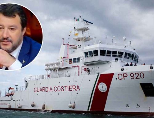 Ptocesso a Salvini sul caso Gregoretti, il gup smantella l’accusa: infondato il processo a Salvini