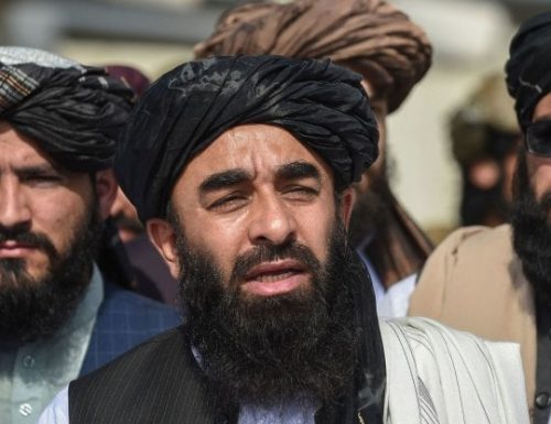 Talebani, non c’è mai limite al peggio: bambini decapitati, donne stuprate. Il militare Usa vuota il sacco