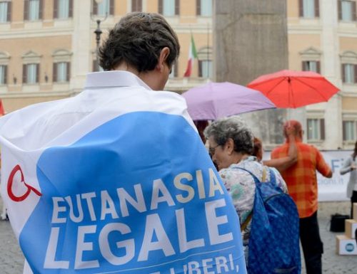 Eutanasia, via libera al primo suicidio assistito in Italia: rispecchia i requisiti fissati dalla Consulta