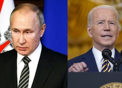 Hierra in Ucraina, Biden non nasconde la polvere sotto al tappeto: “Mosca invade a febbraio”. Ma Kiev richiama: “Basta panico”