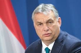 Ue, la Corte di giustizia entra a gamba tesa: “Giusto negare fondi europei a Ungheria e Polonia”. Ma Orban.si straccia le vesti da dosso