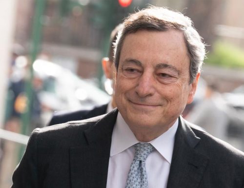 Il Premier Draghi mette in chiaro il suo ruolo politico: “Sono premier per l’emergenza. Al mio posto deve andare chi è stato eletto dagli italiani”
