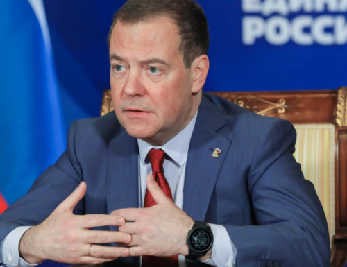 Medvedev getta benzina sul fuoco: “Odio gli occidentali, sono bastardi e degenerati. Voglio farli sparire”