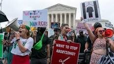 Usa, la sentenza epocale della Corte Suprema: annullato il diritto all’aborto