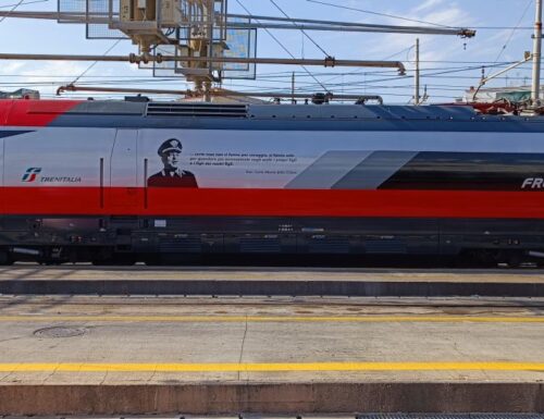 Ferrovie dello Stato dedica un Frecciarossa al generale Dalla Chiesa: il suo volto attraverserà tutta l’Italia