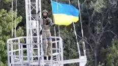L’Ucraina sferra la controffensiva: le forze di Kiev a 50 km dal confine russo. Mosca: “Solo una ritirata strategica”