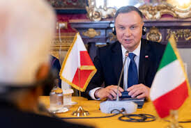 Meloni a Duda: “Italia e Polonia insieme per difendere i valori e la sicurezza in Europa”
