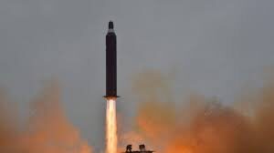 La Corea del Nord lancia un missile in grado di colpire gli Stati Uniti: preoccupazioni nel Pacifico