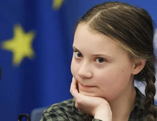 Greta Thunberg fa dietrofrunt e passa il testimone. L’annuncio gela i gretini…