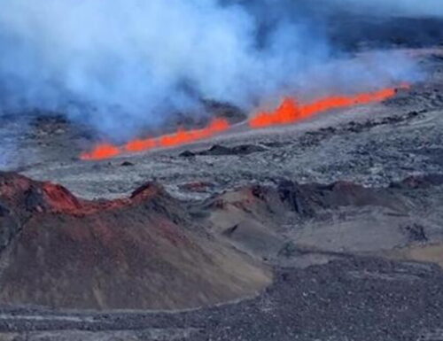 Hawaii, si risveglia dopo 38 anni il vulcano più grande del mondo (Video)