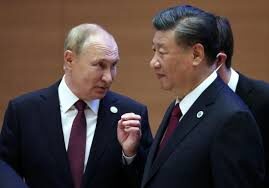“La Cina sta armando la Russia”: le indiscrezioni da un sito Usa: fucili, droni e altro materiale