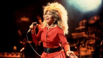 È morta Tina Turner, il mondo piange “The Best”, la Pop Star del rock (Video)