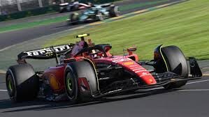 F1, week end da dimenticare, batosta Ferrari. Ricorso accolto, Sainz perde due posizioni. Ecco il nuovo ordine d’arrivo