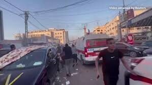 È una carneficina, i cecchini di Hamas sparano sui civili in fuga da Gaza (Video)