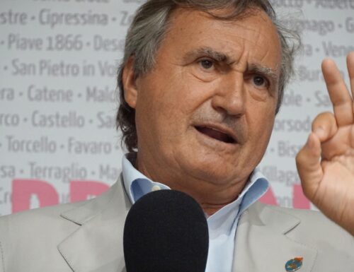 Extinction Rebellion a Venezia, la misura è colma, Luigi Brugnaro: “Ora basta, li denunciamo”