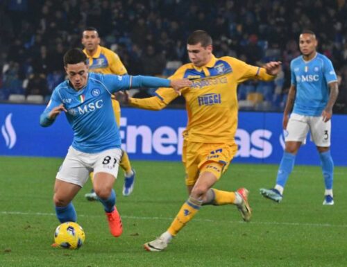 Coppa Italia, al Maradona il Napoli contro il Frosinone non capisce niente: fuori dagli ottavi